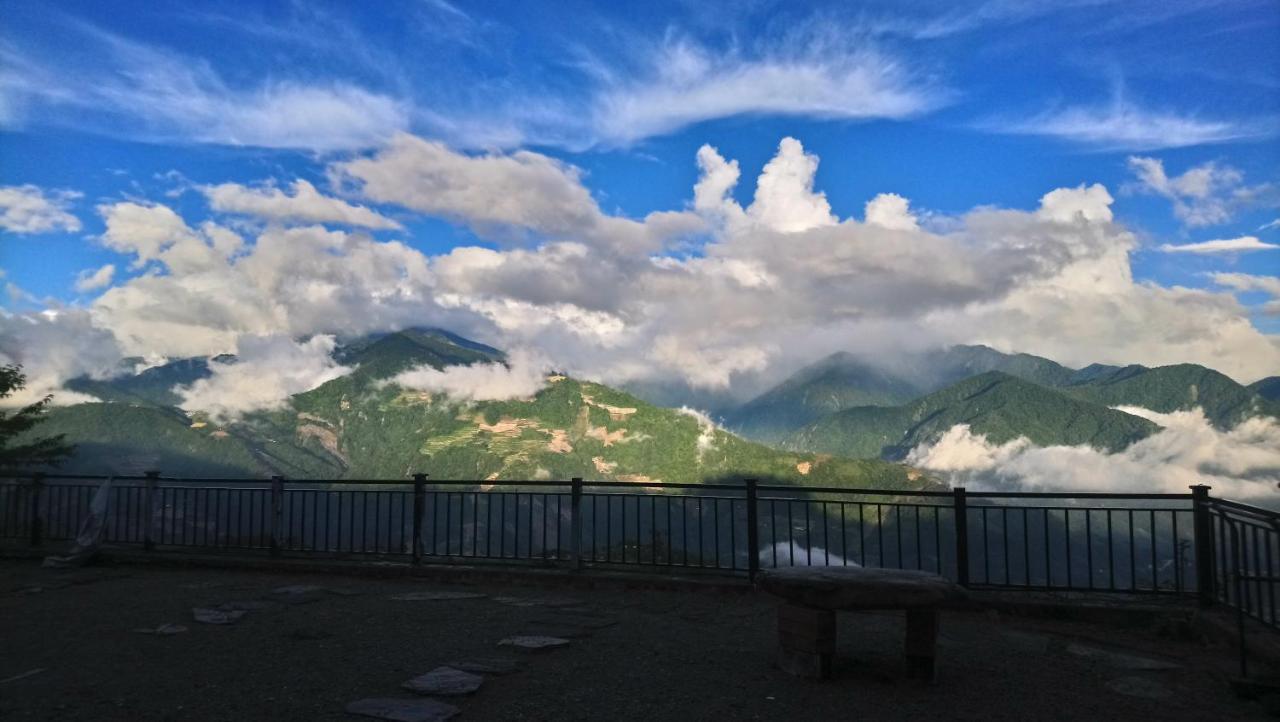 清境宿霧山宛 เหรินอ้าย ภายนอก รูปภาพ